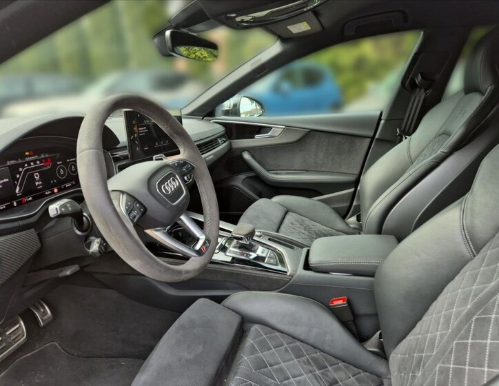 Audi RS 5 Hatchback 2,9 l 331 kw