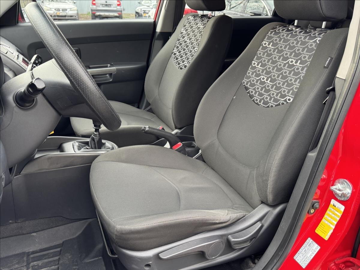 KIA Soul Hatchback 1,6 l 94 kw