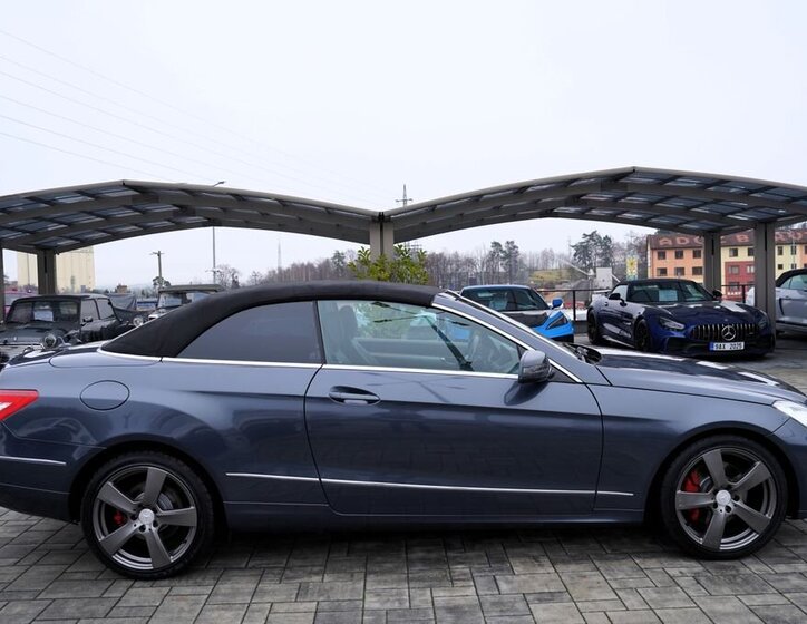 Mercedes-Benz Třídy E 7