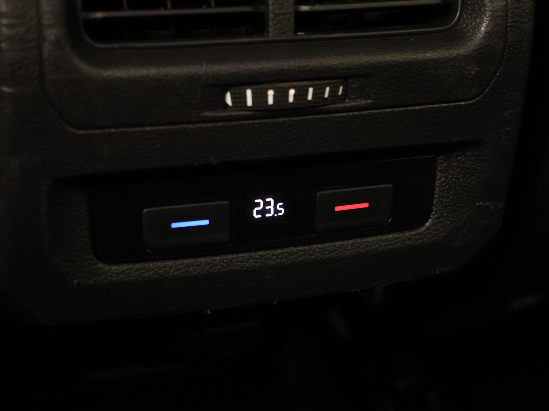 Volkswagen Touran MPV 2,0 l 110 kw