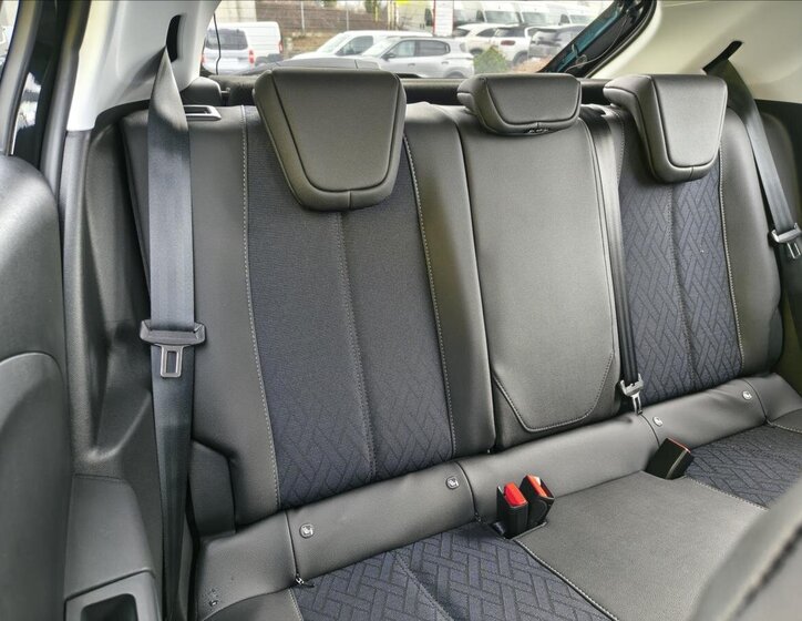 Opel Corsa Hatchback 0,0 100 kw