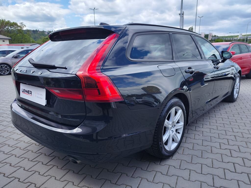 Volvo V90 Kombi 2,0 l 110 kw