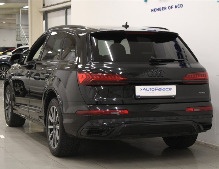 Audi Q7 SUV / Terénní 3,0 l 210 kw