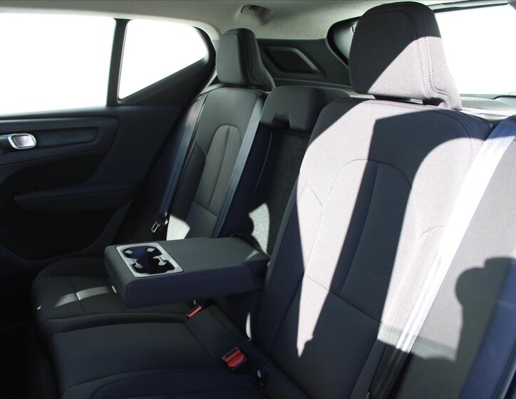 Volvo XC40 11