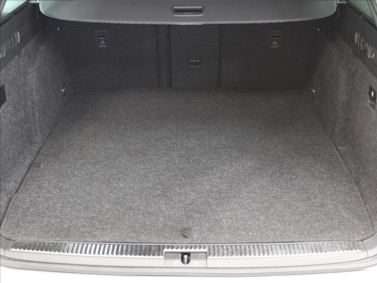 Škoda Superb Kombi 1,4 l 115 kw