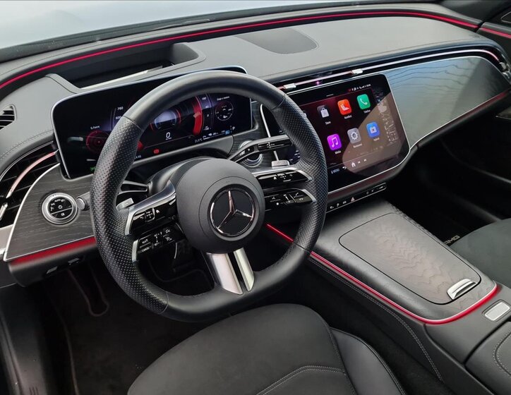 Mercedes-Benz Třídy E Kombi 2,0 l 145 kw