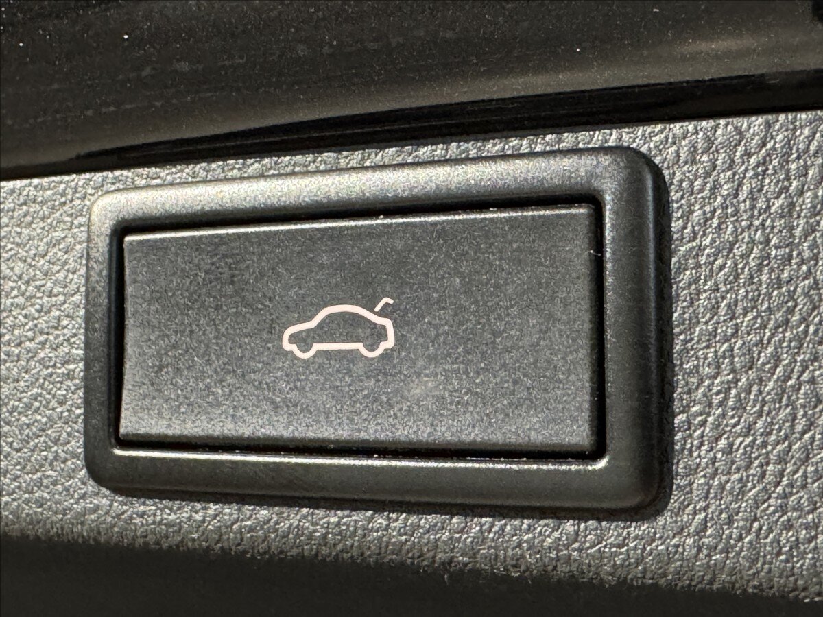 Škoda Octavia Kombi 1,4 l 150 kw