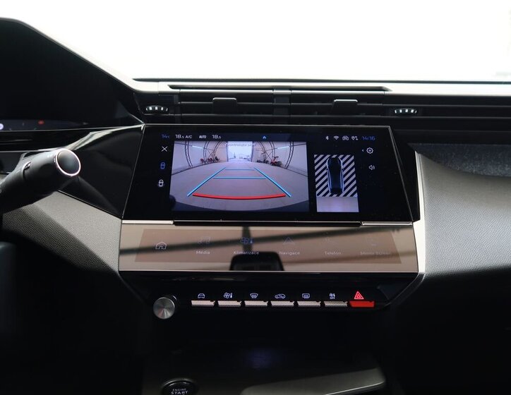 Peugeot 408 Liftback 1,2 l 96 kw