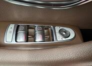 Mercedes-Benz Třídy E 27