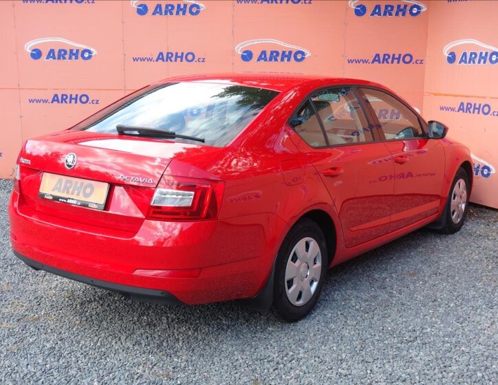 Škoda Octavia Liftback 1,6 l 81 kw