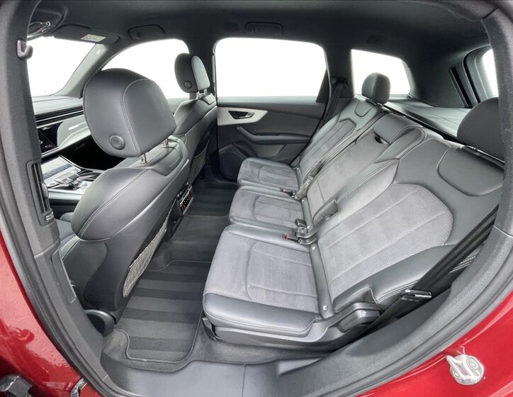 Audi Q7 SUV / Terénní 3,0 l 210 kw