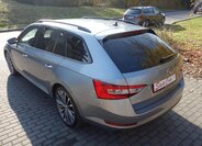 Škoda Superb 13