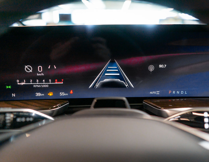 Cadillac Escalade 24