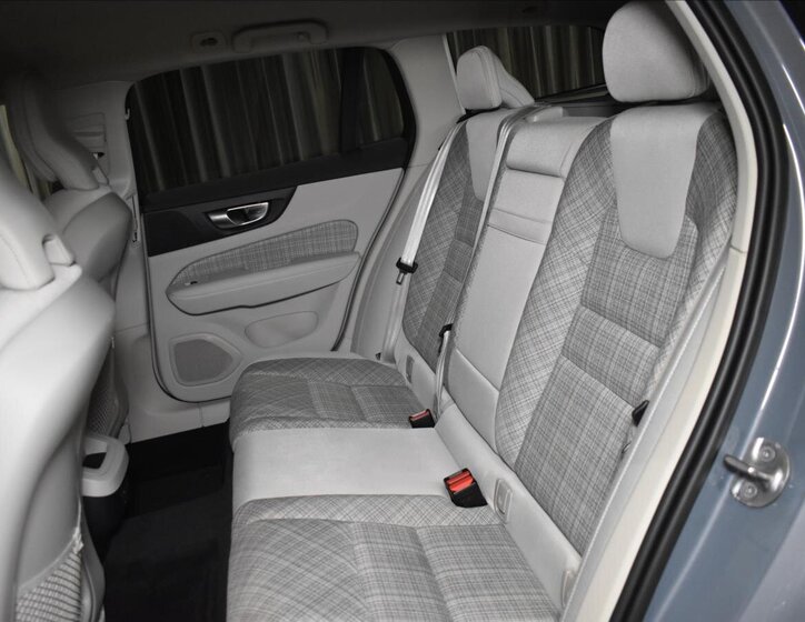 Volvo V60 Kombi 2,0 l 145 kw