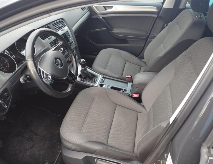 Volkswagen Golf Hatchback 1,2 l 63 kw