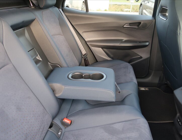 Cupra Born Kombi 0,0 170 kw