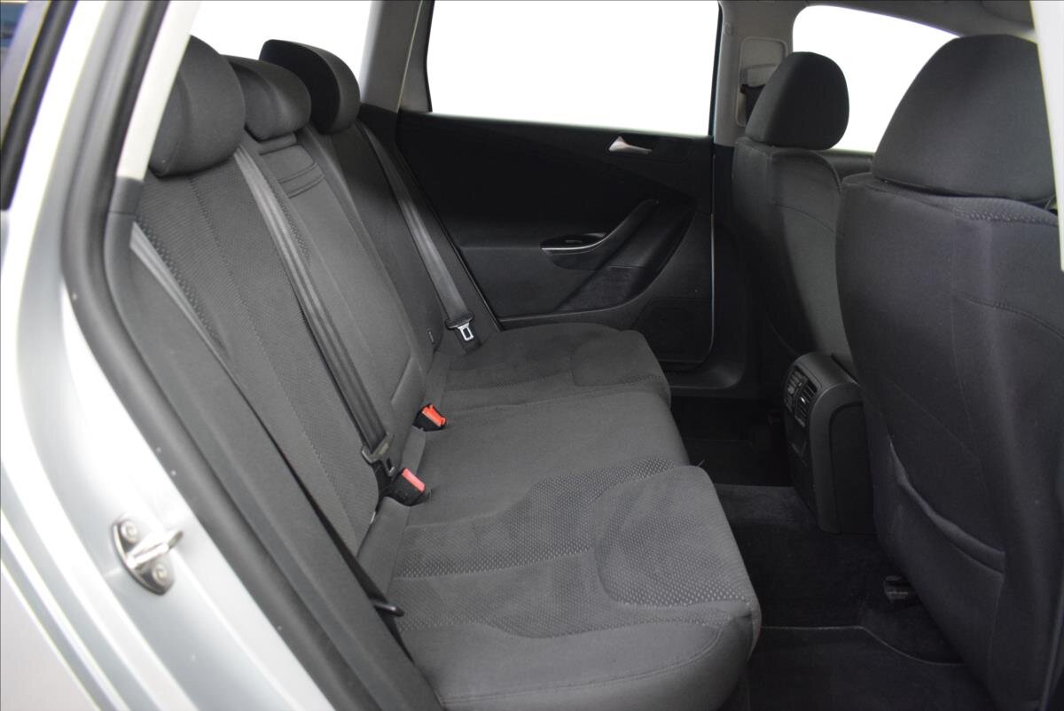 Volkswagen Passat Kombi 2,0 l 81 kw