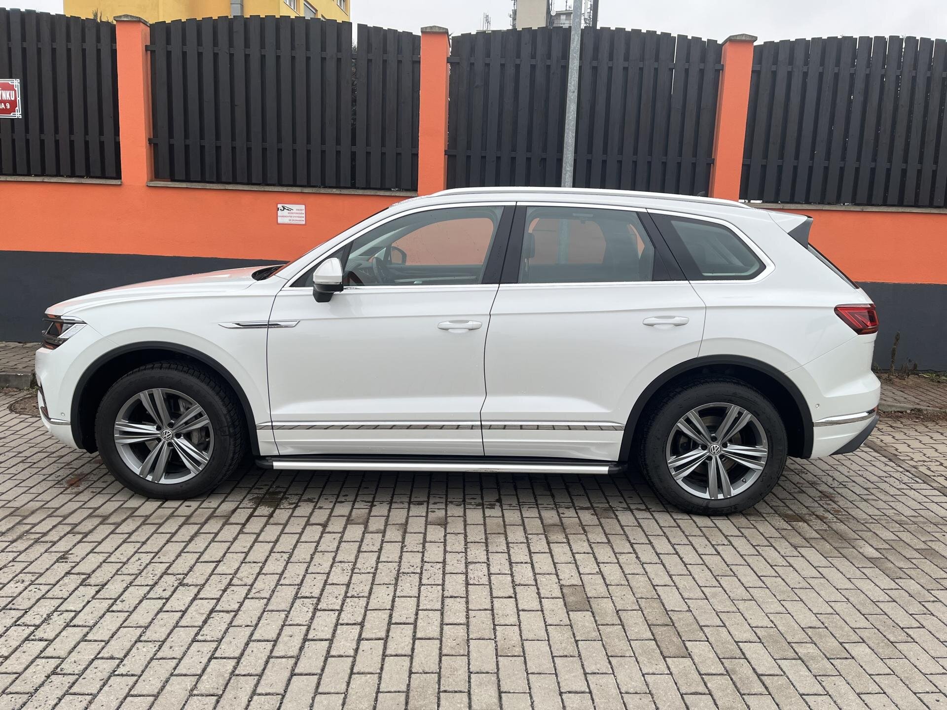 Volkswagen Touareg SUV 3,0 l 210 kw