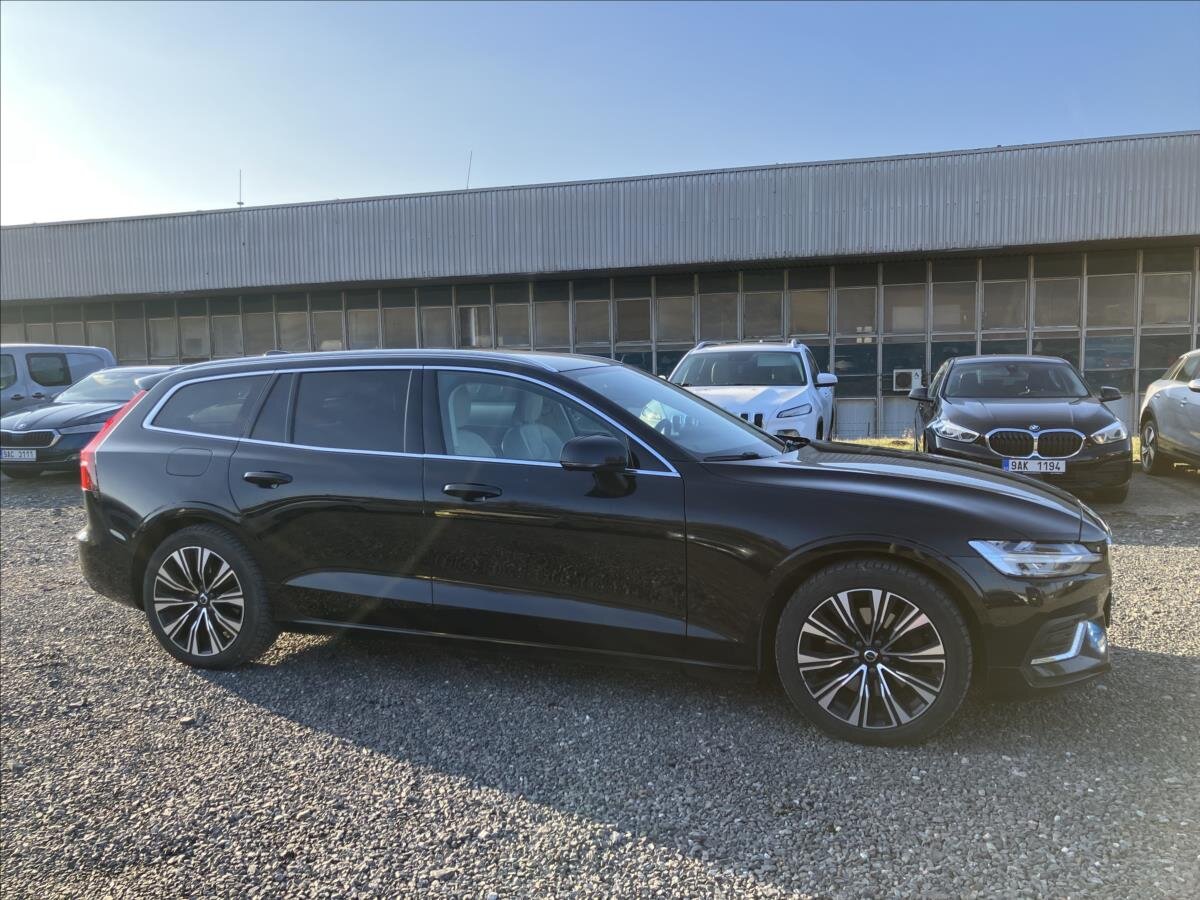 Volvo V60 Kombi 2,0 l 145 kw