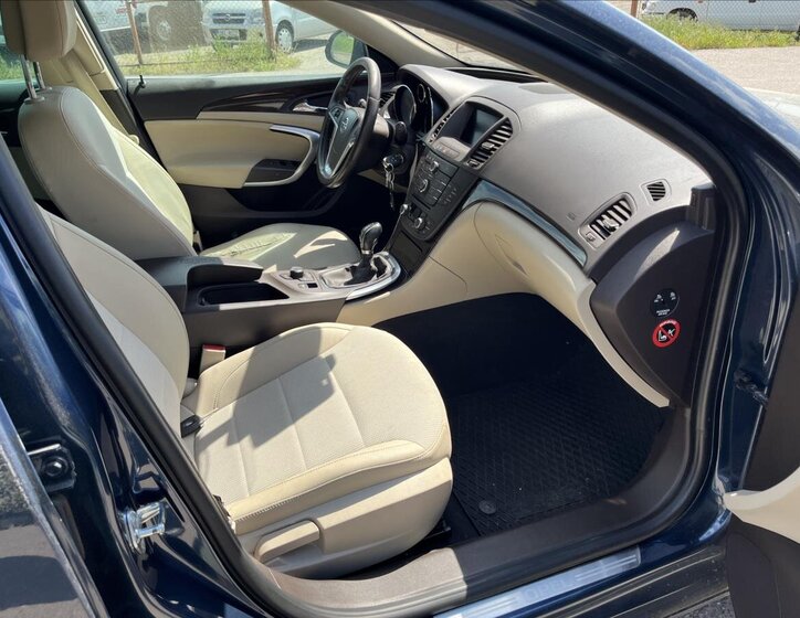 Opel Insignia Kombi 2,0 l 118 kw