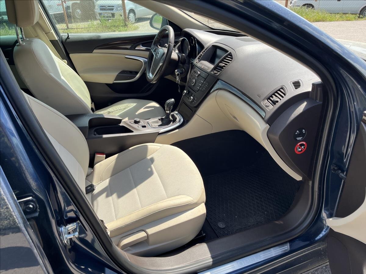 Opel Insignia Kombi 2,0 l 118 kw
