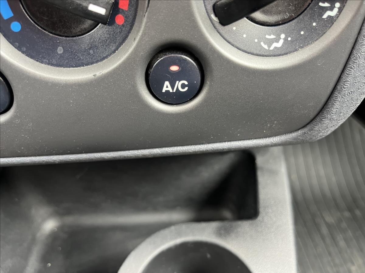 Ford Fusion Kombi 1,4 l 59 kw