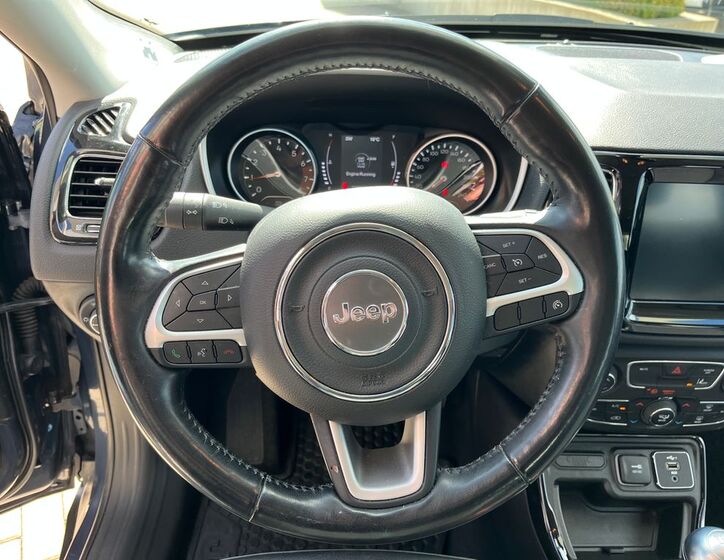 Jeep Compass 20