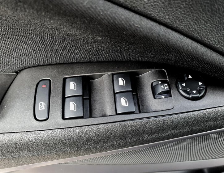 Opel Crossland X SUV / Terénní 1,5 l 75 kw