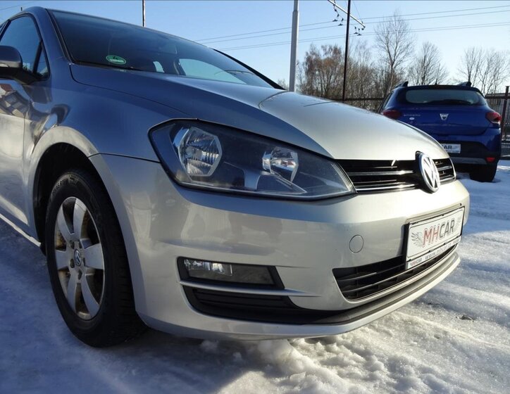 Volkswagen Golf Kombi 1,2 l 77 kw