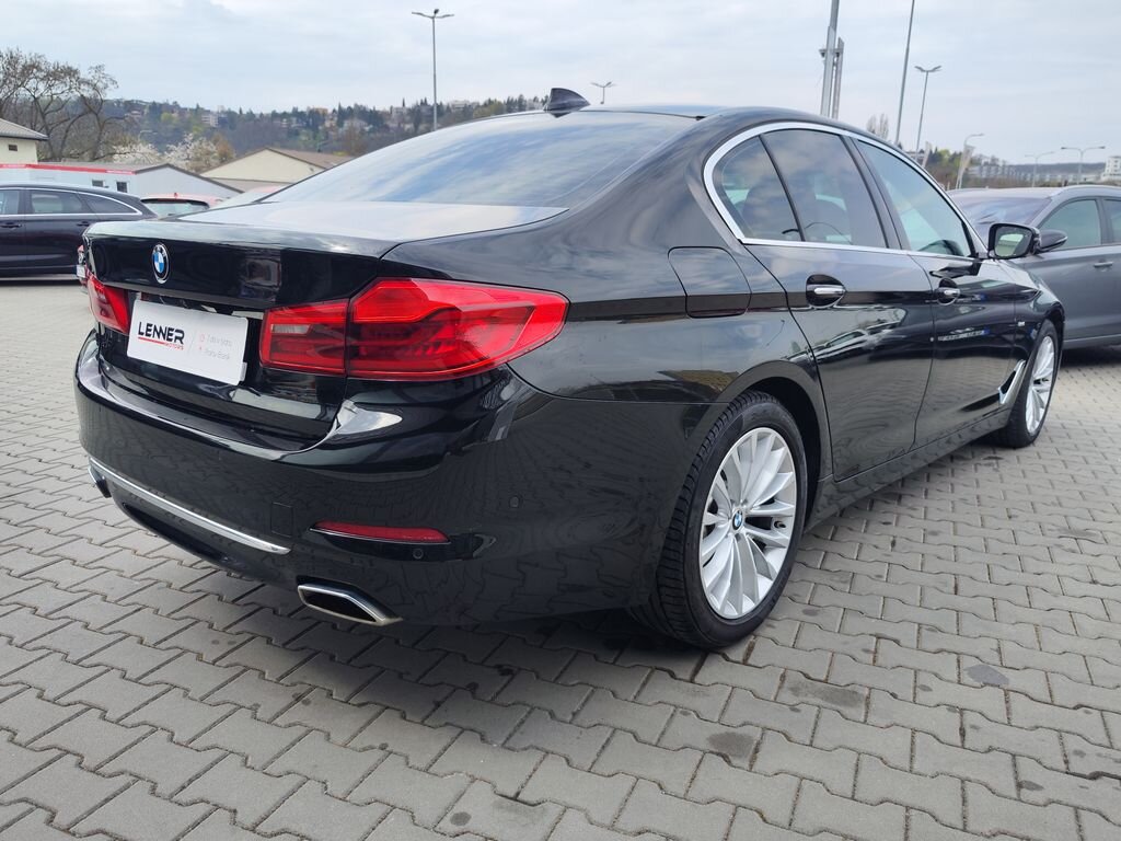 BMW Řada 5 Sedan / Limuzína 3,0 l 235 kw