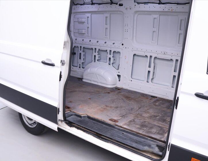 Volkswagen Crafter Skříň 2,0 l 103 kw