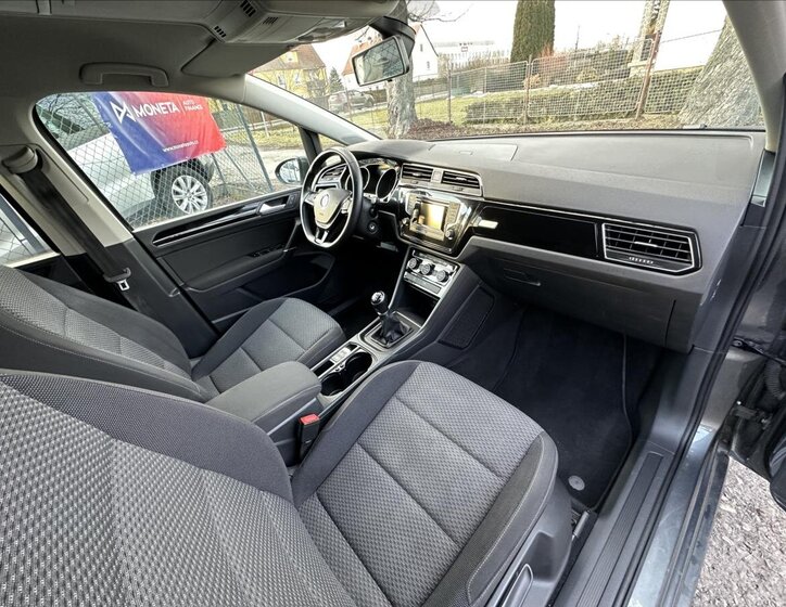 Volkswagen Touran MPV 2,0 l 110 kw