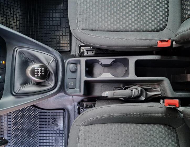 Ford Transit Connect 31