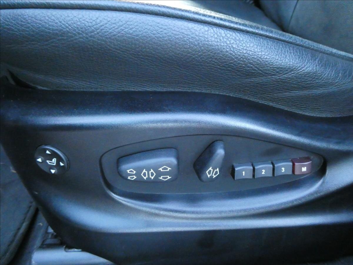 BMW X3 SUV / Terénní 2,0 l 130 kw