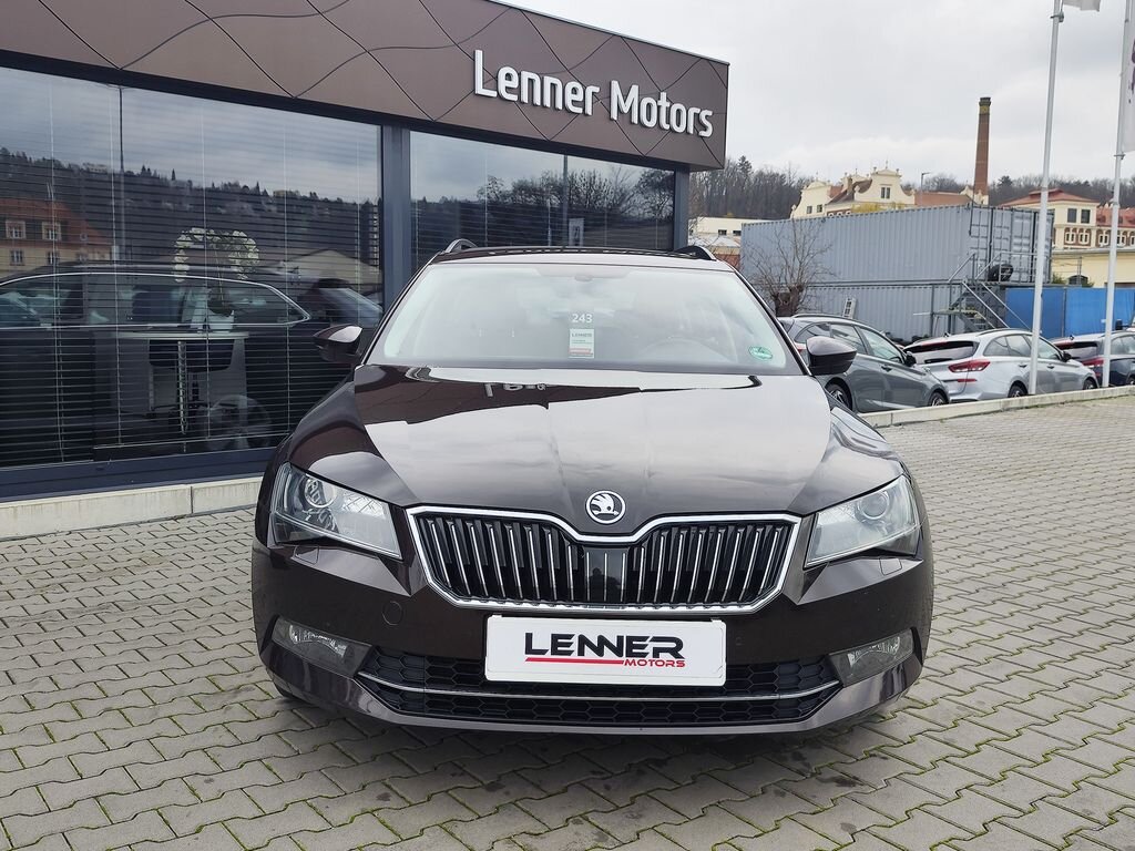 Škoda Superb