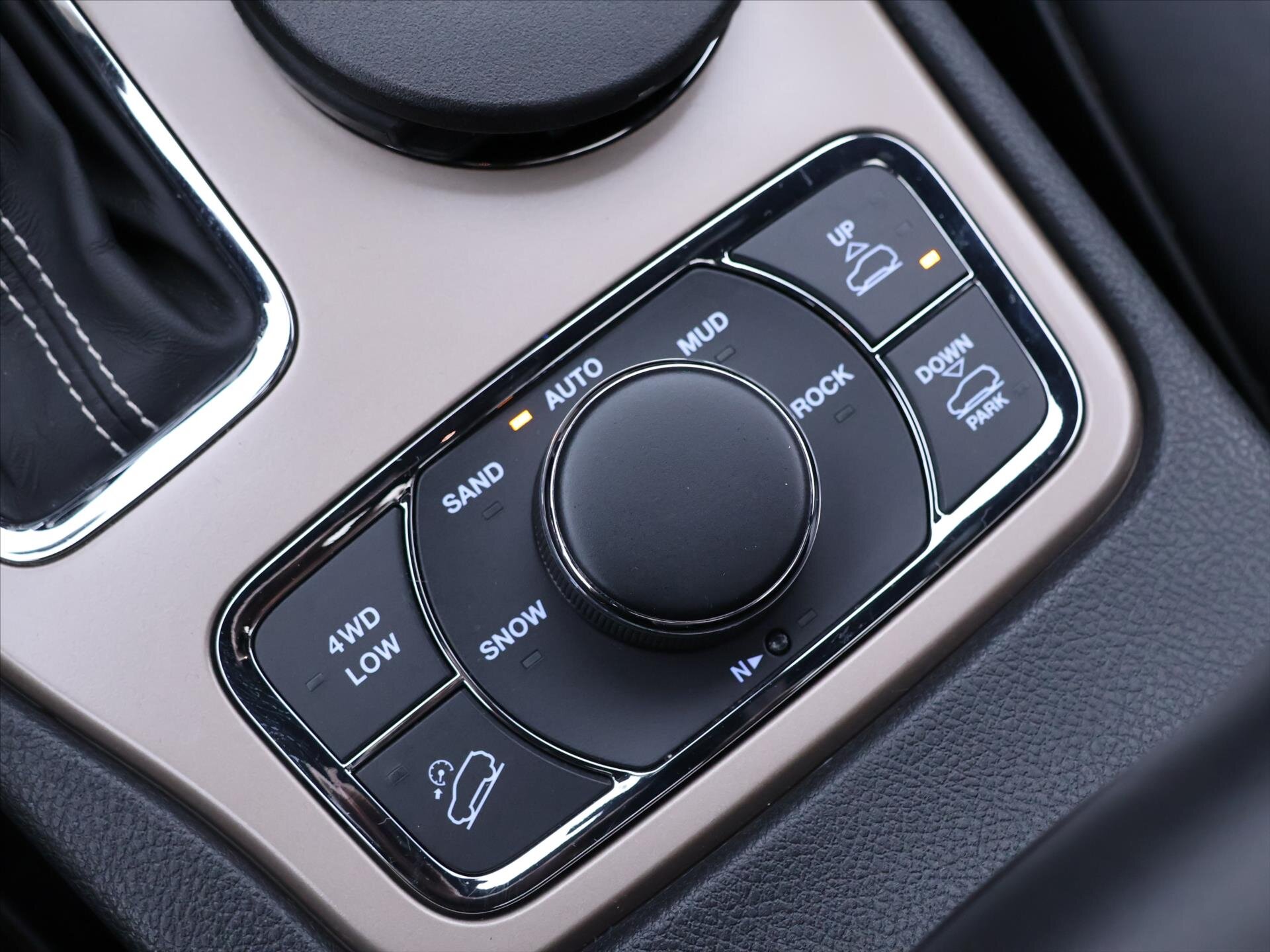 Jeep Grand Cherokee SUV / Terénní 3,0 l 184 kw