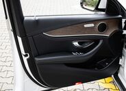 Mercedes-Benz Třídy E 28