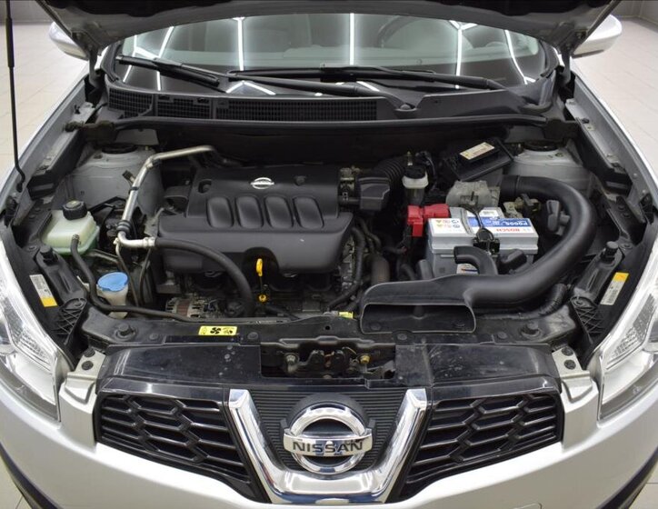 Nissan Qashqai SUV 2,0 l 104 kw