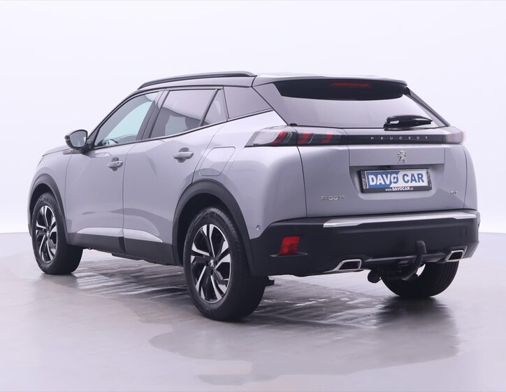 Peugeot 2008 SUV 1,2 l 96 kw