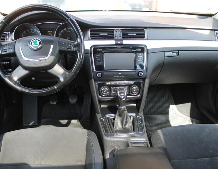 Škoda Superb Kombi 2,0 l 125 kw