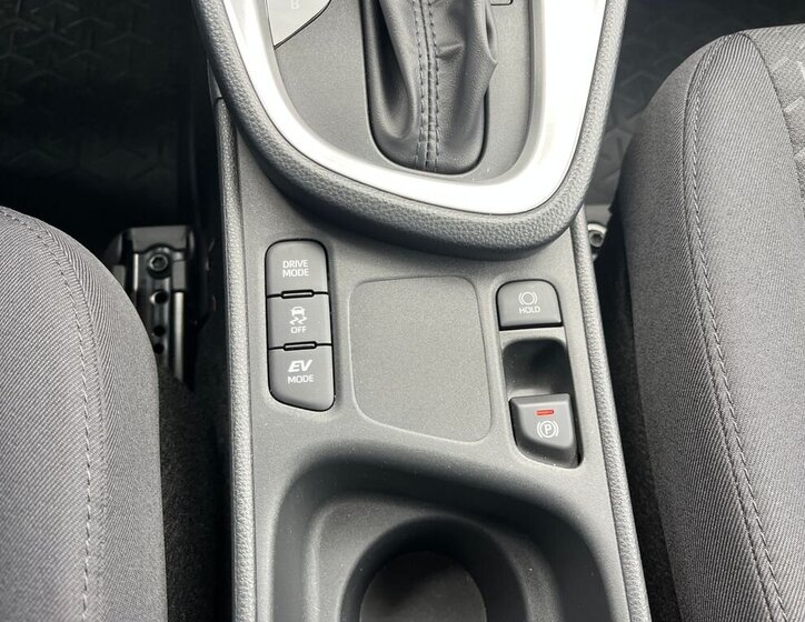 Toyota Yaris Cross SUV / Terénní 1,5 l 68 kw