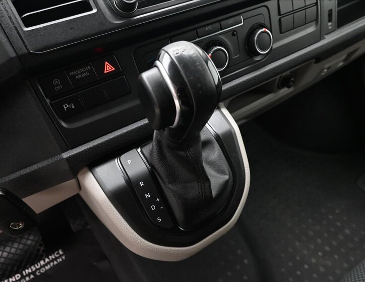 Volkswagen Transporter Skříň 2,0 l 110 kw