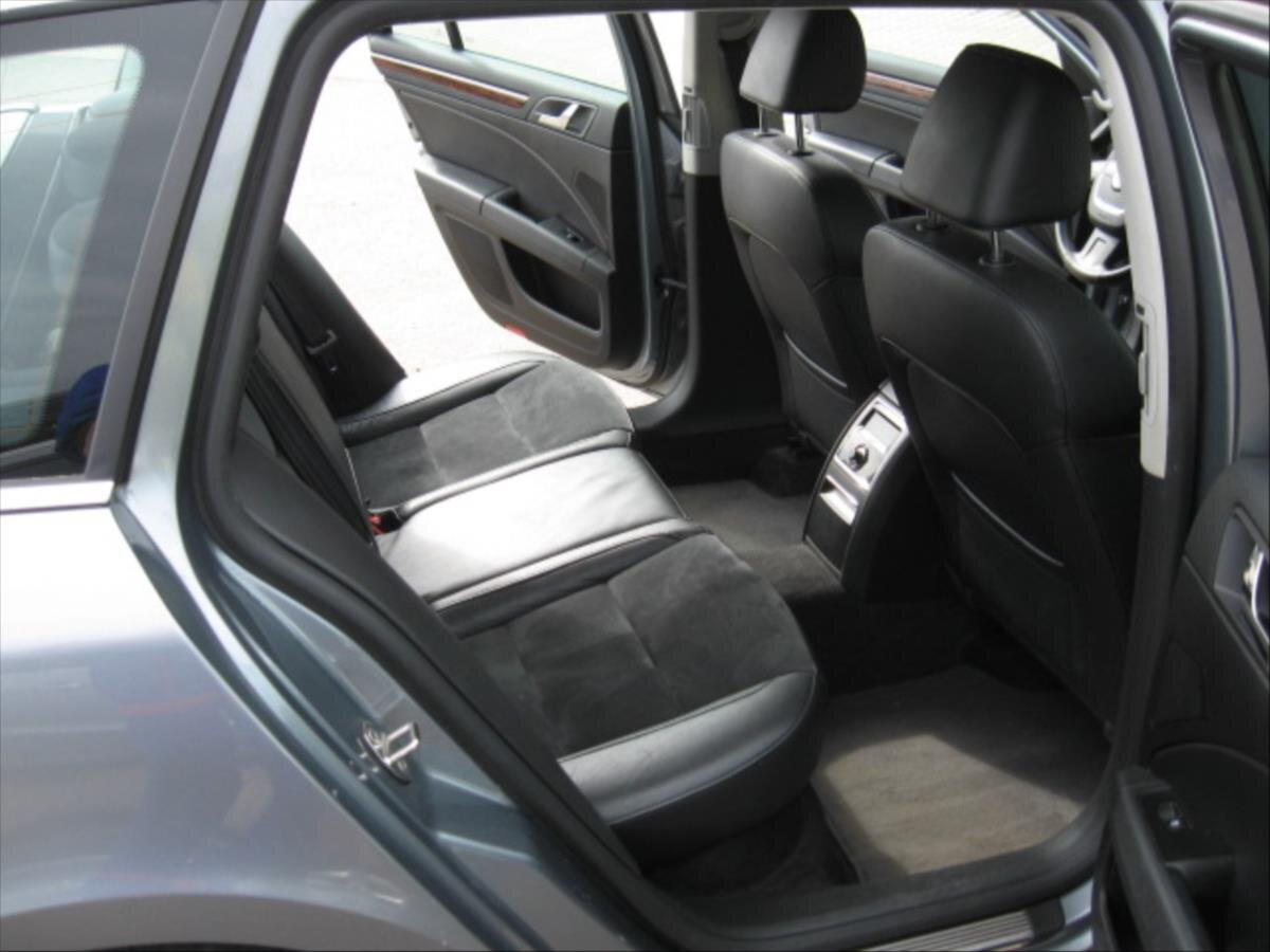 Škoda Superb Kombi 2,0 l 125 kw