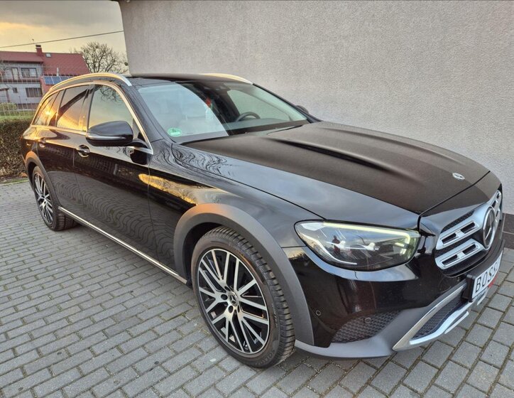 Mercedes-Benz Třídy E Kombi 2,9 l 243 kw