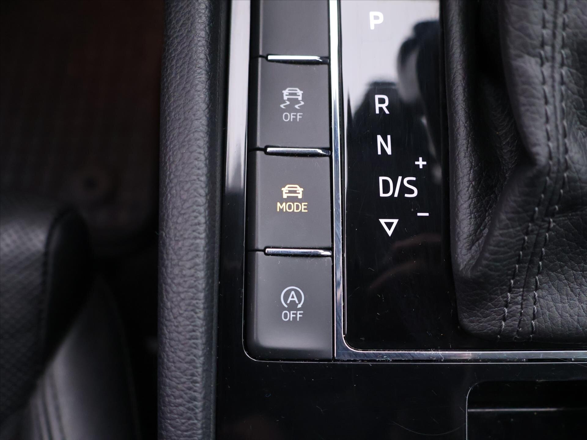 Škoda Superb Liftback 2,0 l 140 kw