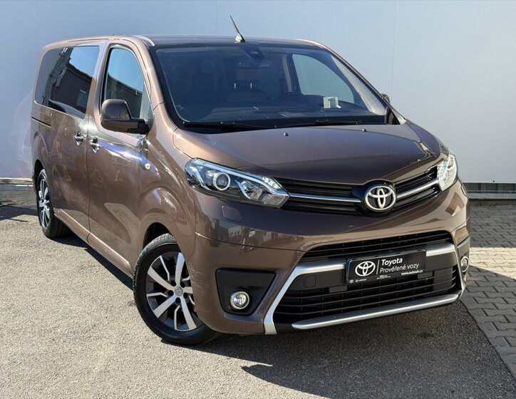 Toyota ProAce Verso 3