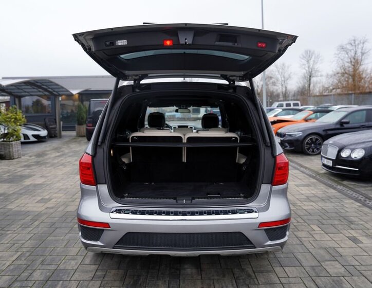 Mercedes-Benz GL SUV 3,0 l 190 kw