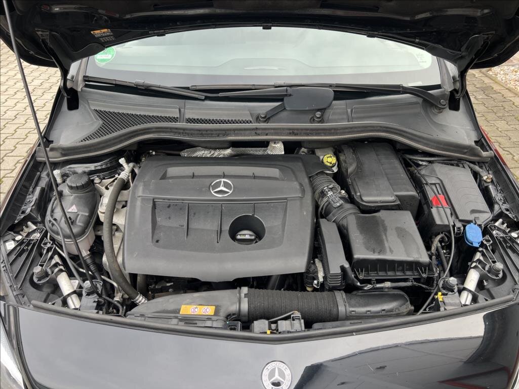 Mercedes-Benz Třídy B Kombi 1,5 l 80 kw