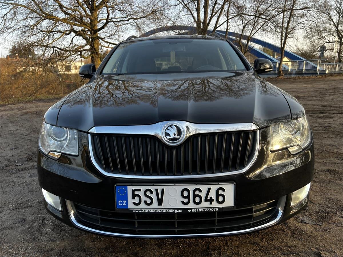 Škoda Superb Kombi 3,6 l 191 kw