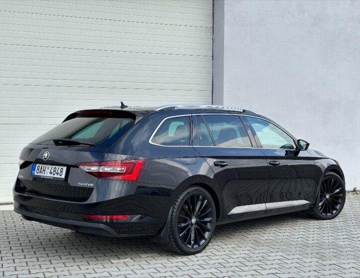 Škoda Superb Kombi 2,0 l 140 kw